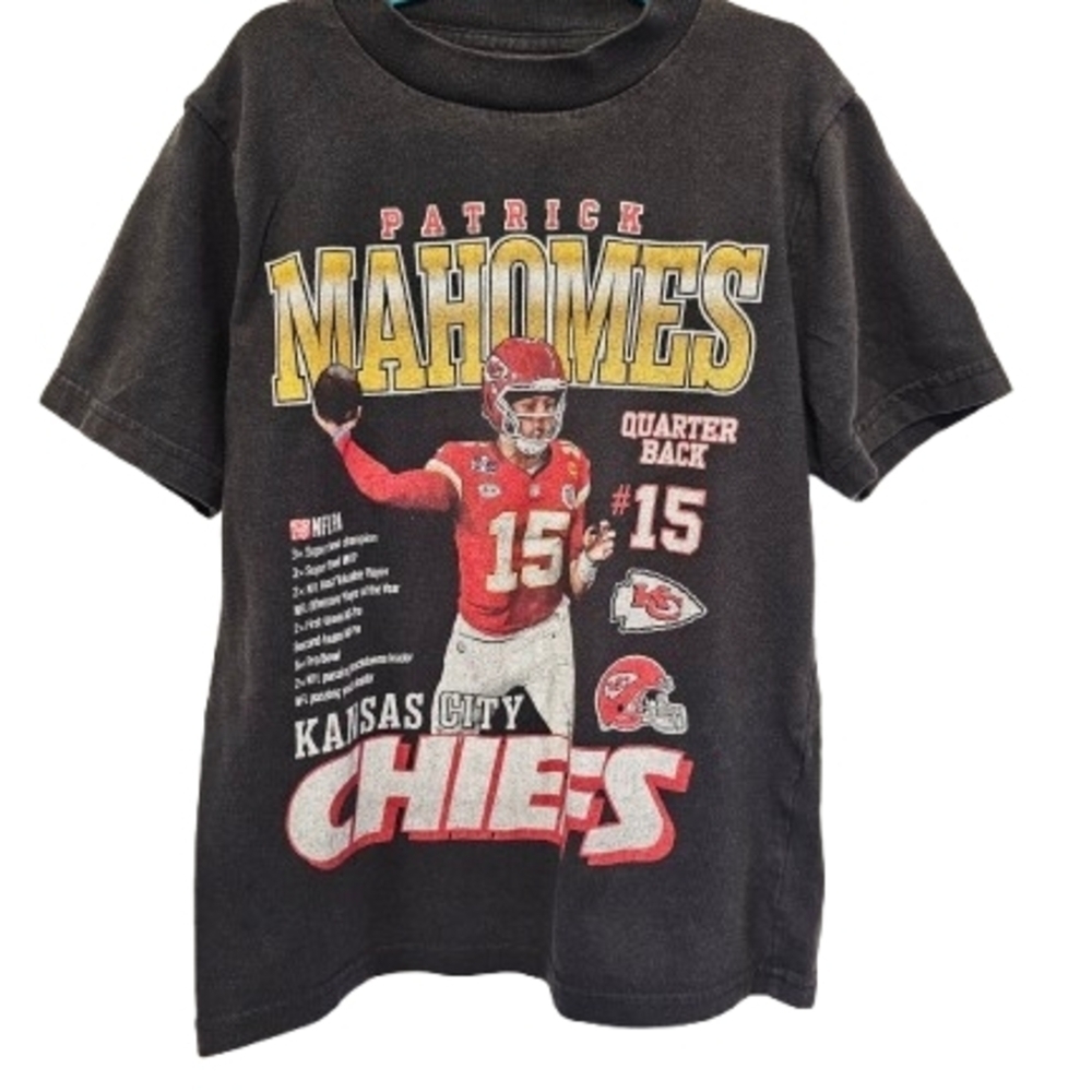 NFL Kids Black Kansas City Chiefs Patrick Mahomes T-Shirt Size 9/10 - Picture 4 of 4